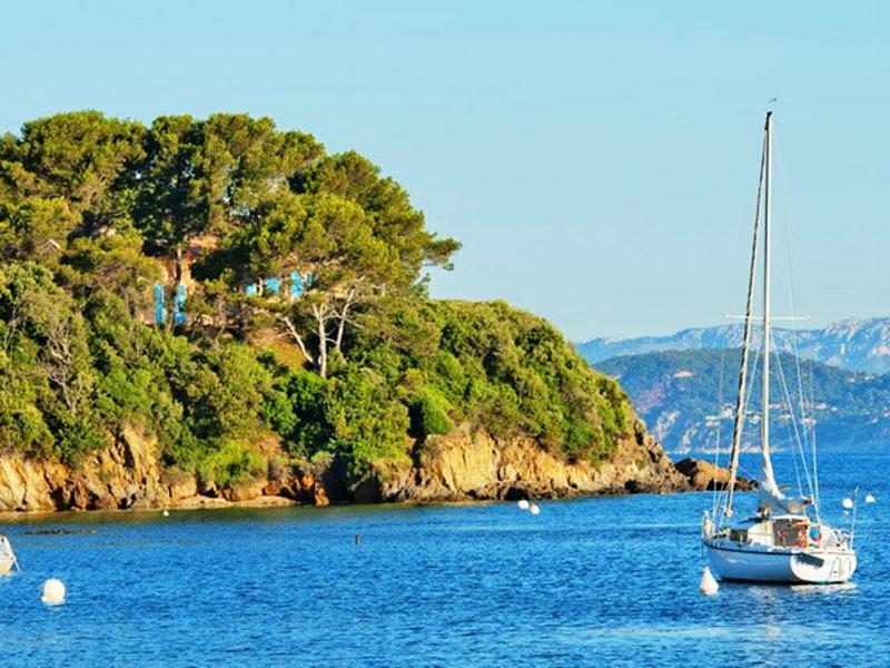 Pierre & Le Hameau De La Pinede 3* Hyères